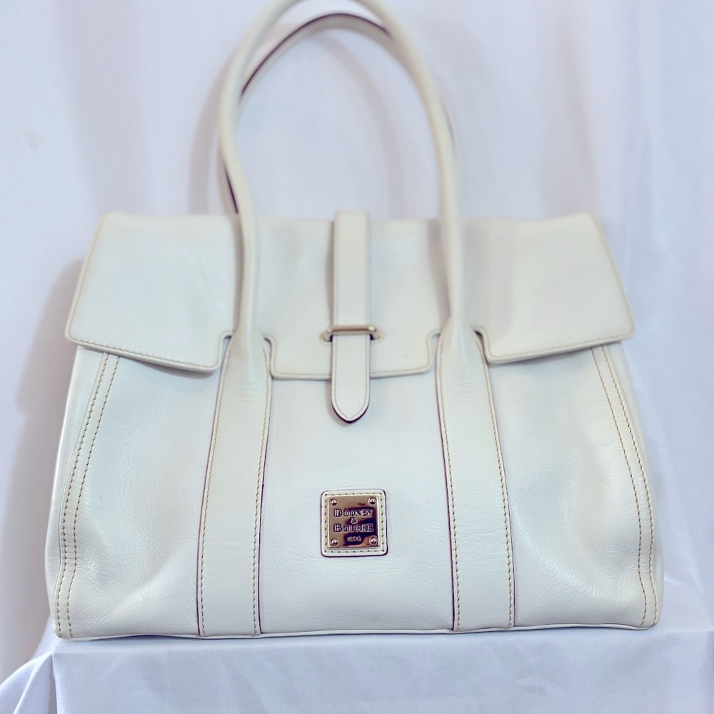 DOONEY & BOURKE MEDIUM WHITE PRISCILLA